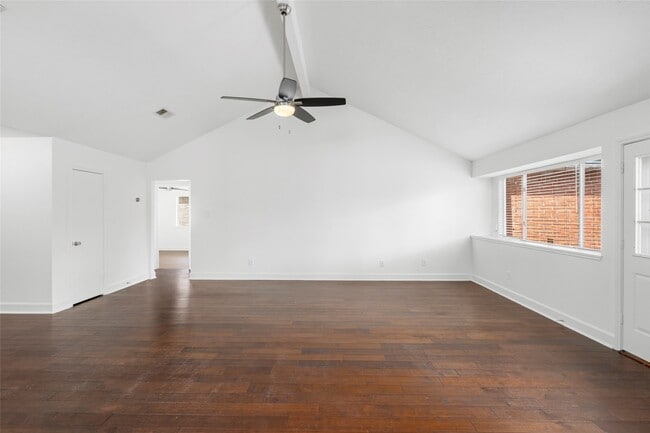 Building Photo - 22514 Round Valley Dr