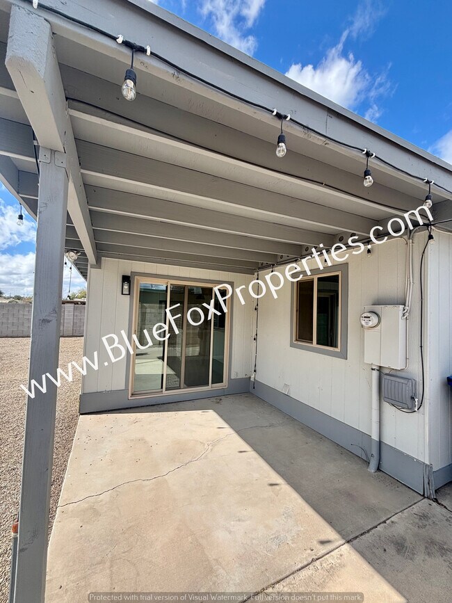 Building Photo - 2480 Rose Peak Dr