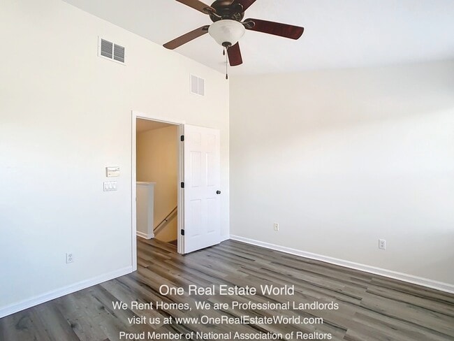 Building Photo - 9155 Hunters Mill Dr