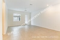 Building Photo - 1929 Transom Ln