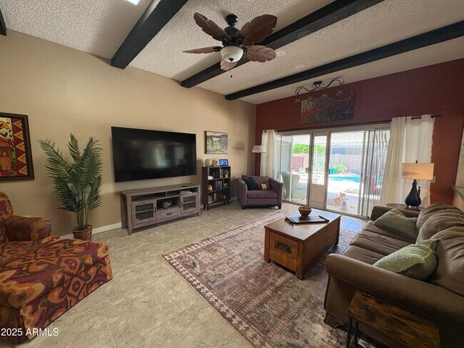 Building Photo - 16425 N Orchard Hills Dr