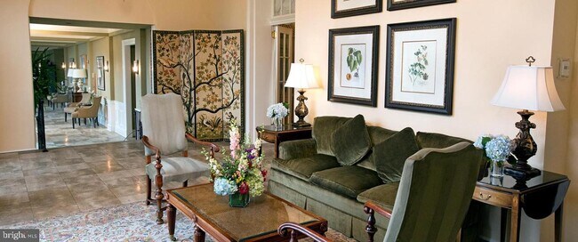 Building Photo - 43840 Hickory Corner Terrace