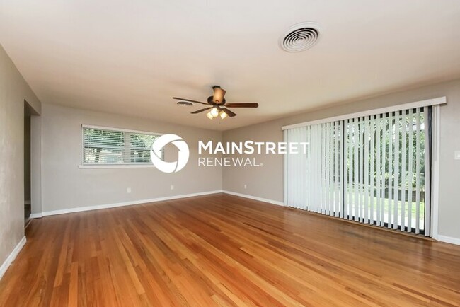 Building Photo - 5311 Ridgeway Dr