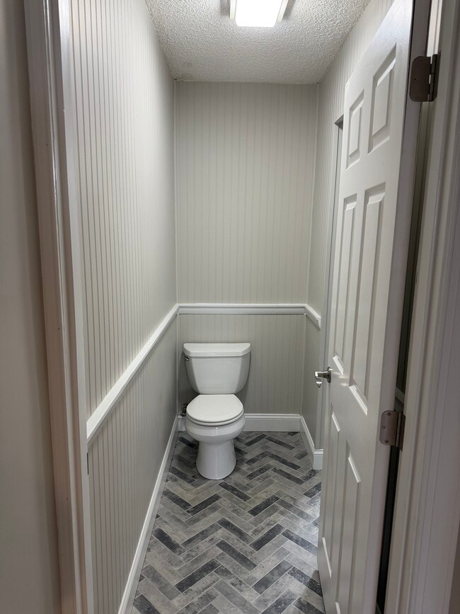 Building Photo - 29 West Blvd