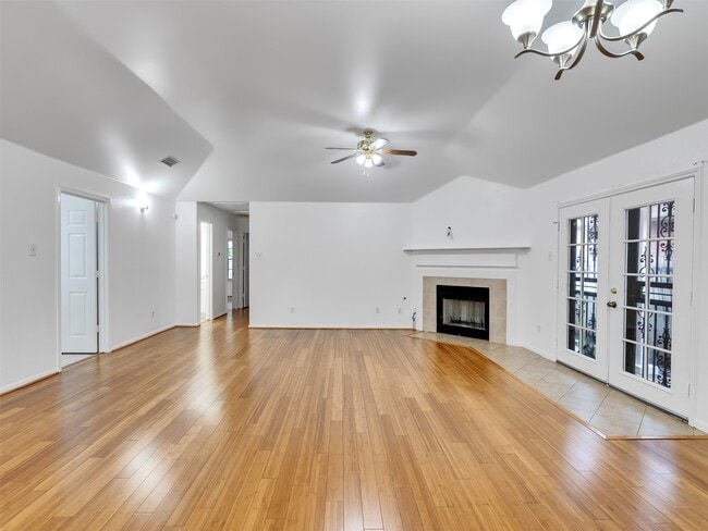 Building Photo - 7211 Canda Ln
