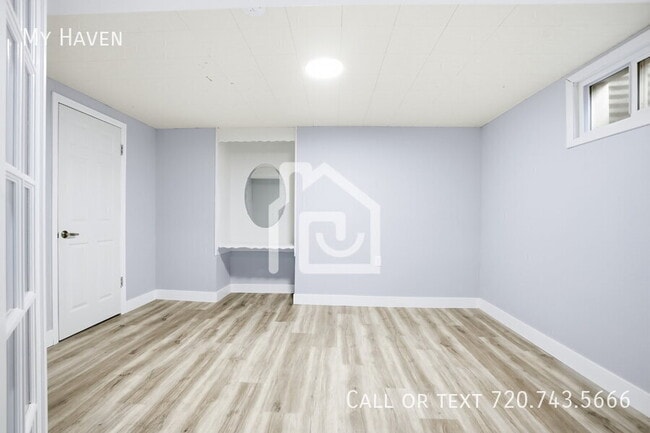 Building Photo - 2351 S Garland St