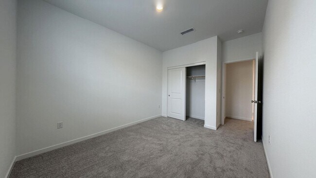 Building Photo - 26654 Indigo Way