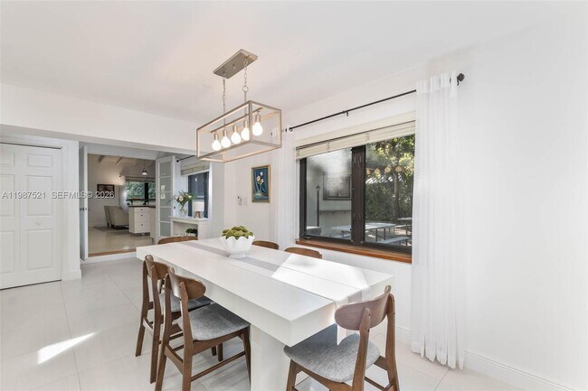 Building Photo - 7720 SW 59th Ct