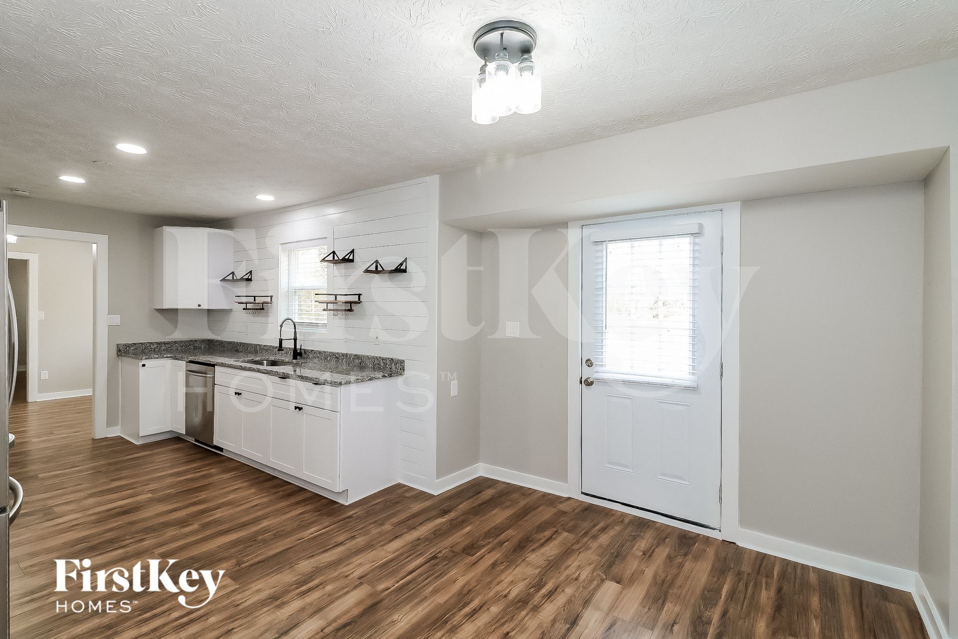 Building Photo - 1399 Ashbrook Dr NW