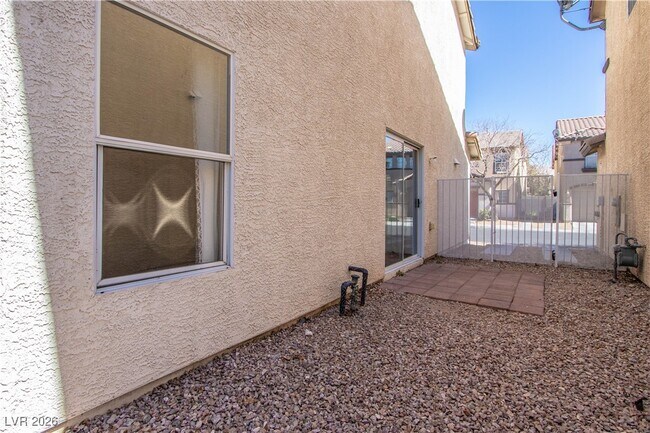 Building Photo - 1139 Orchard View St