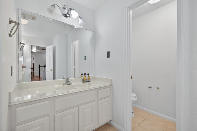 Building Photo - 3318 Pebble Trace Dr