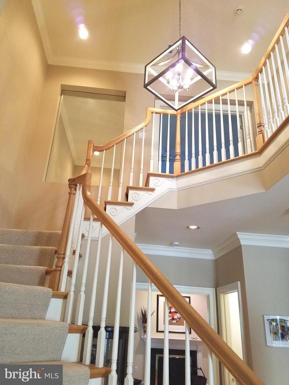 Building Photo - 2003 Mayfair McLean Ct