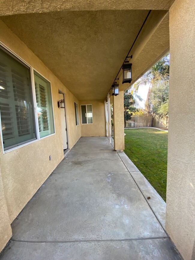 Building Photo - Gated home in Brighton Estates