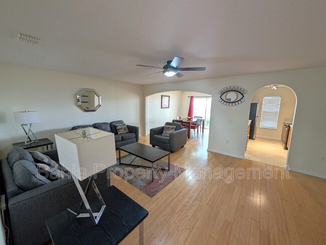 Building Photo - 4656 Ashburn Square Dr