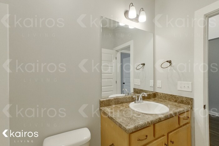 Building Photo - 7079 Shadesbrook Dr