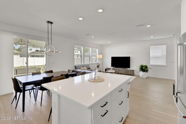 Building Photo - 72 Flintlock Ln