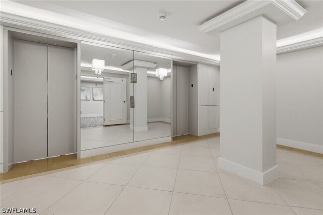 Building Photo - 5601 Turtle Bay Dr