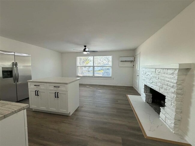 Building Photo - 4711 10th Ave S