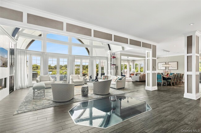 Building Photo - 61A S Bay Ave