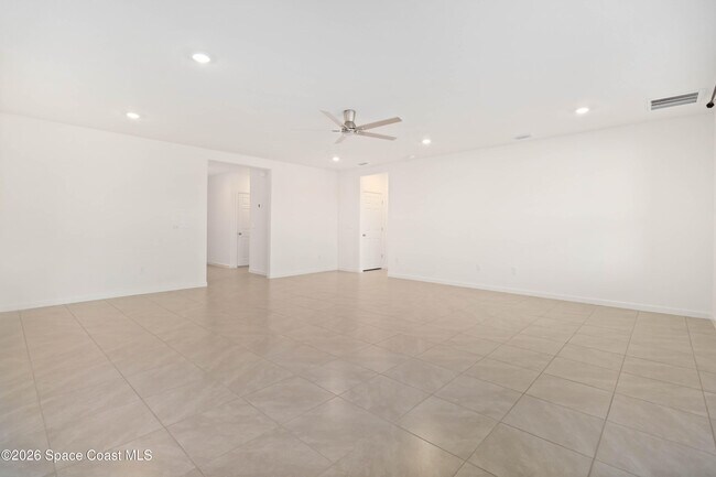 Building Photo - 5072 Alabaster Dr