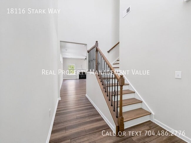 Building Photo - 18116 Stark Wy
