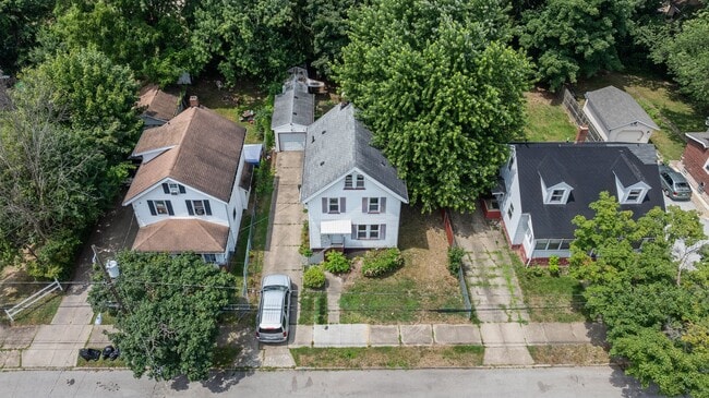 Building Photo - Bright living ? cozy dining flow for everyday comfort and easy entertaining.