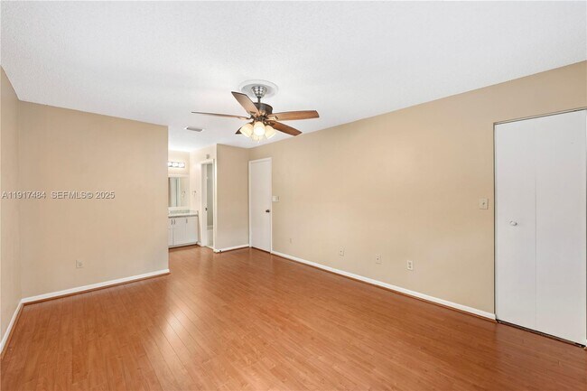 Building Photo - 5263 SW 121st Ave