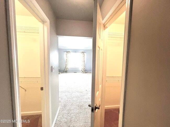 Building Photo - 21 Durant Ave