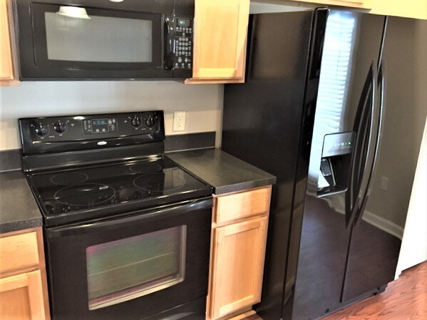 Building Photo - 26 Hartland Ct