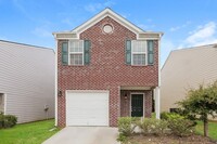 Building Photo - Charming 3-Bedroom Brick Home