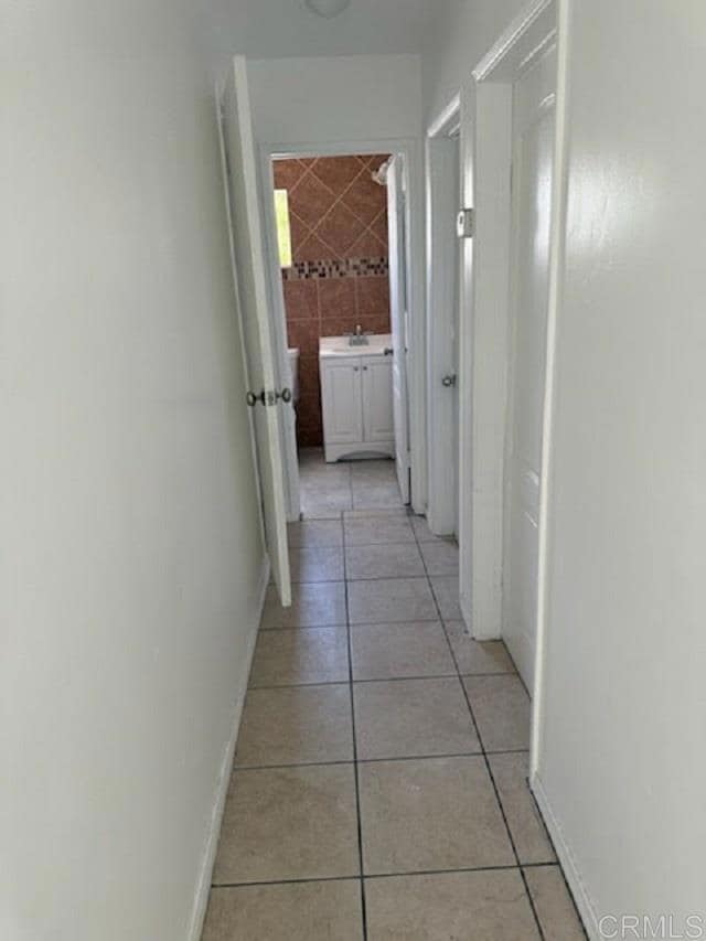 Building Photo - 3670 Ocean View Blvd