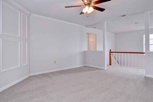 Building Photo - 2501 Country Creek Ln