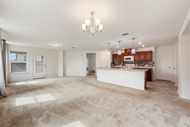 Building Photo - 704 Bailey Park Dr