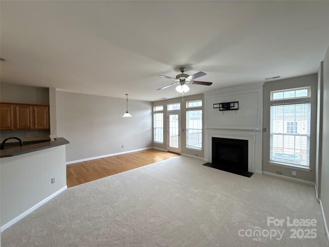 Building Photo - 8130 Bridgegate Dr