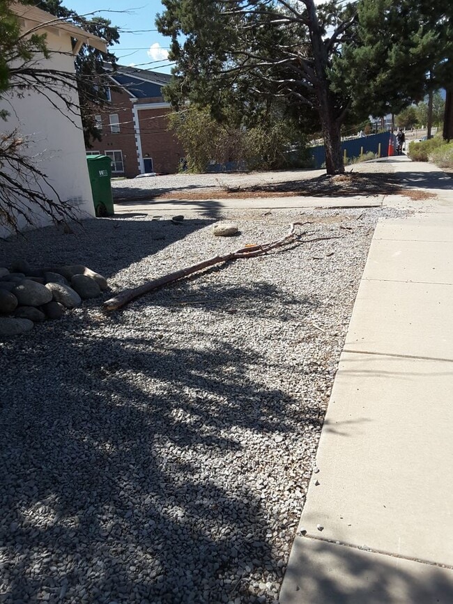 Building Photo - ONLY $1,600 PER MONTH FOR THIS SUPER CUTE, SINGLE FAMILY HOME WITH FINISHED BASEMENT - VERY CLOSE...