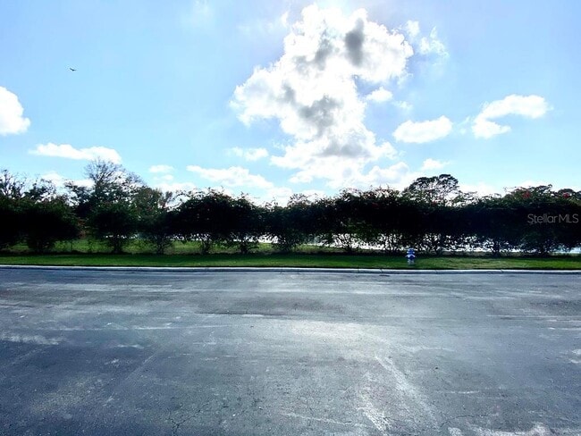 Building Photo - 6126 Curry Ford Rd