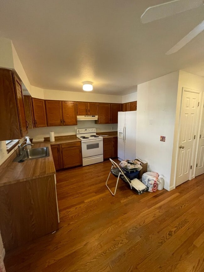 Building Photo - 403 Pheasant Run