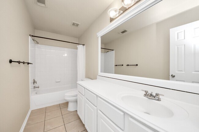 Building Photo - 17303 Quiet Grove Ln