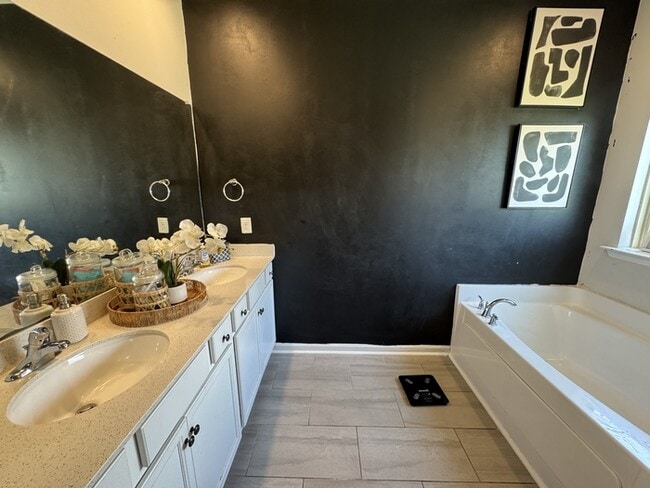 Building Photo - 124 Blackburn Trace