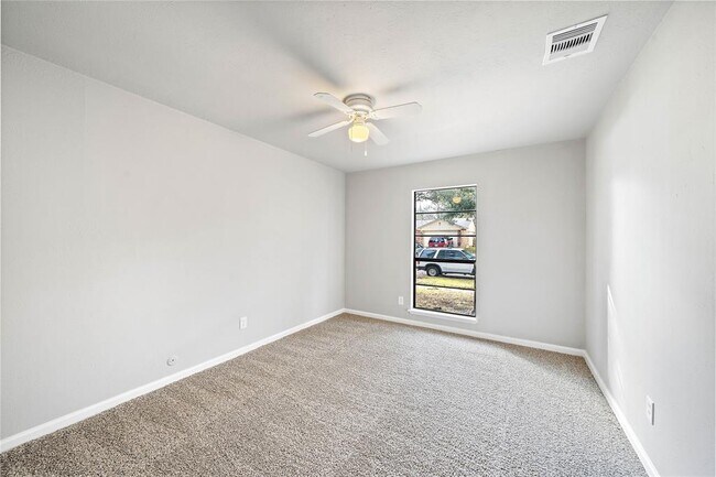 Building Photo - 4406 Kacee Dr