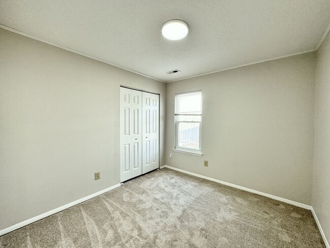 Building Photo - Updated & Ready NOW! Adorable 3-Bedroom Ranch 4 Miles to Dam Neck Base & Oceana - HUGE Fenced Bac...