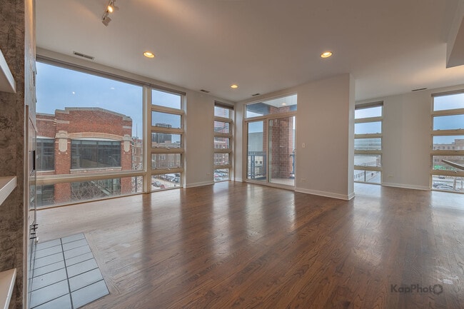 Building Photo - 1151 W Washington Blvd