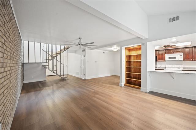 Building Photo - 2706 Creekwood Ct