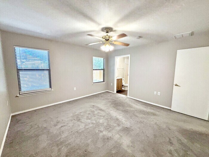 Building Photo - 8432 Fall Meadow Ln