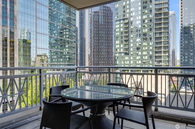 Building Photo - The Cosmopolitan