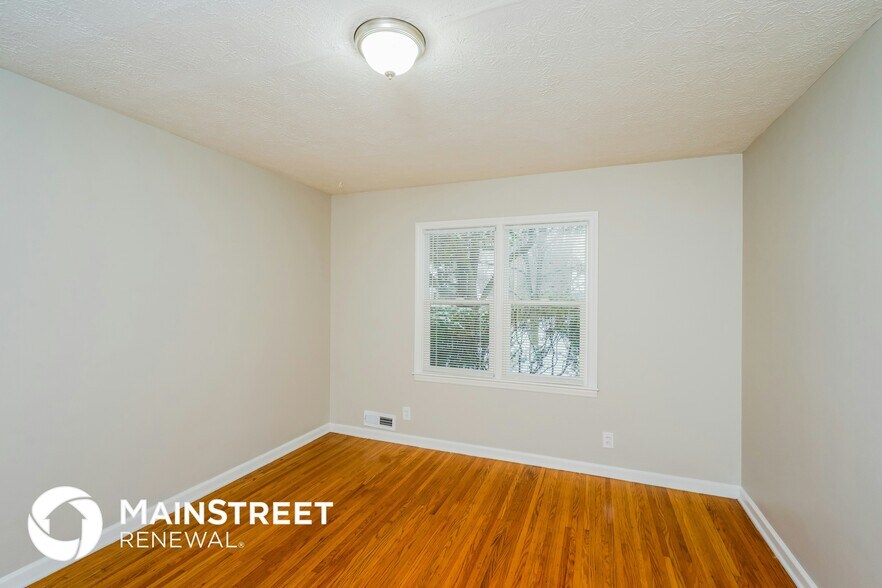Building Photo - 4200 Berkshire Ave