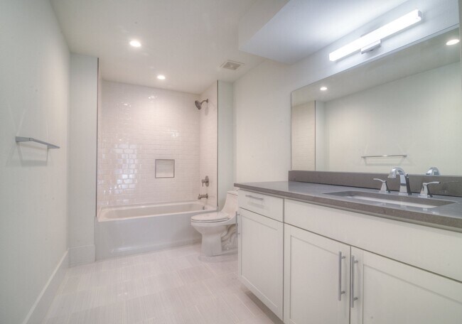 Building Photo - 3109 Walling Dr