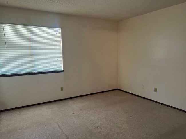 Building Photo - 8600 E Alameda Ave