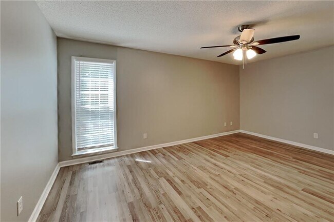 Building Photo - 3912 Sharpel Ln NW