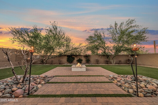 Building Photo - 4254 E Valencia Dr